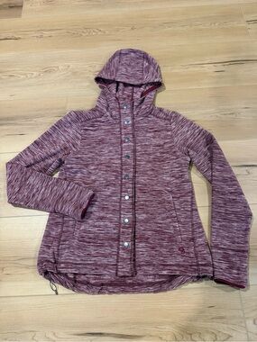 Mountain Hardwear heathered maroon hooded snap-button fleece small